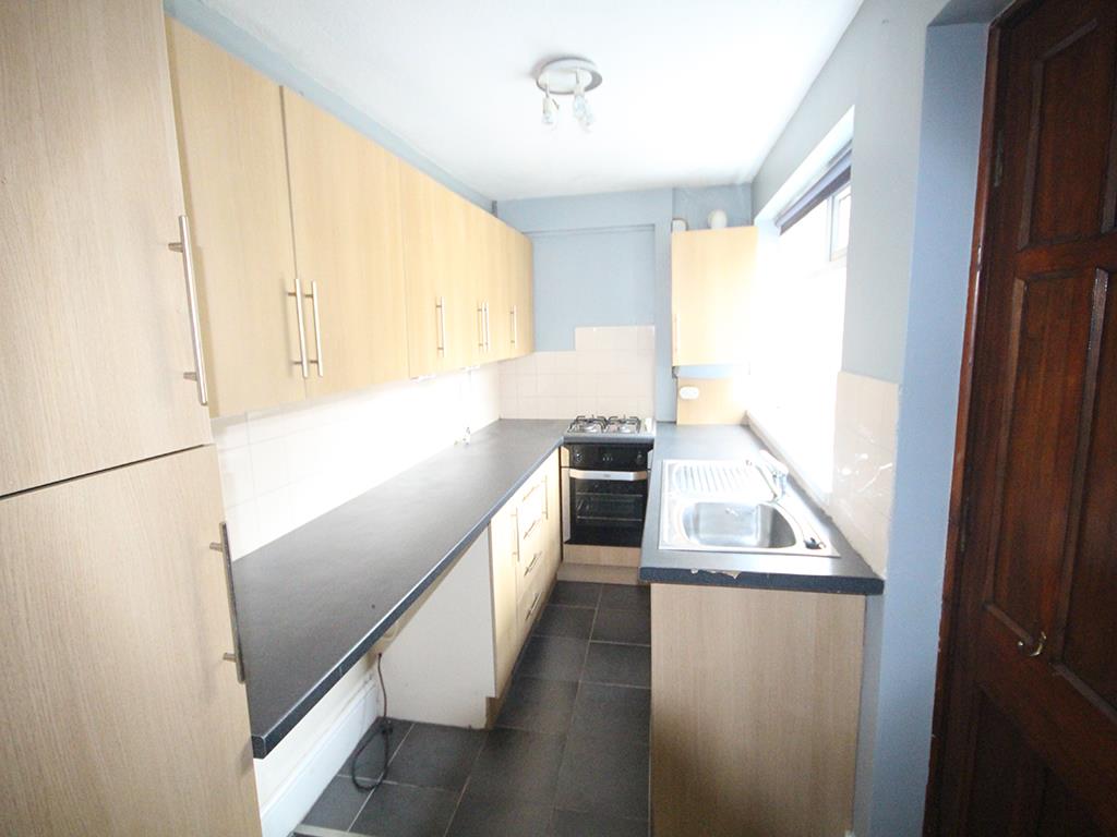 2 bedroom mid terrace house To Let in Barnoldswick - IMG_5518.jpg